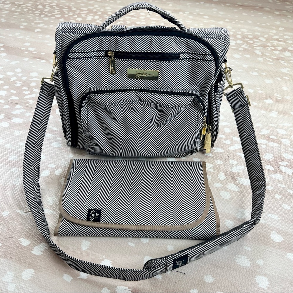 Jujube BFF Black and White Chevron Diaper Bag Backpack Travel Tote